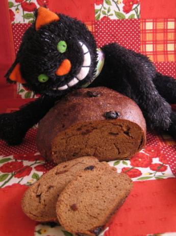 Raisin Pumpernickel Bread. Photo by Engrossed