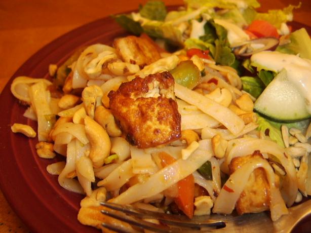 Earl's Kung Pao (Protein of Your Choice). Photo by LifeIsGood