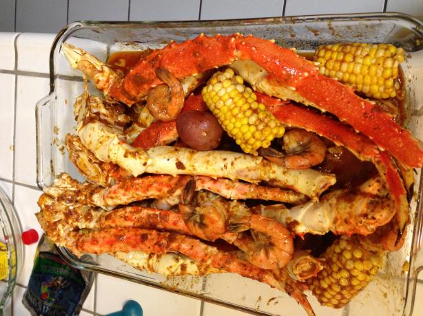 Copycat Boiling Crab Recipe. Photo by food4me&u