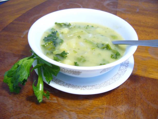 Delicious and Simple Potato Soup (Vegan). Photo by ~Hannah~