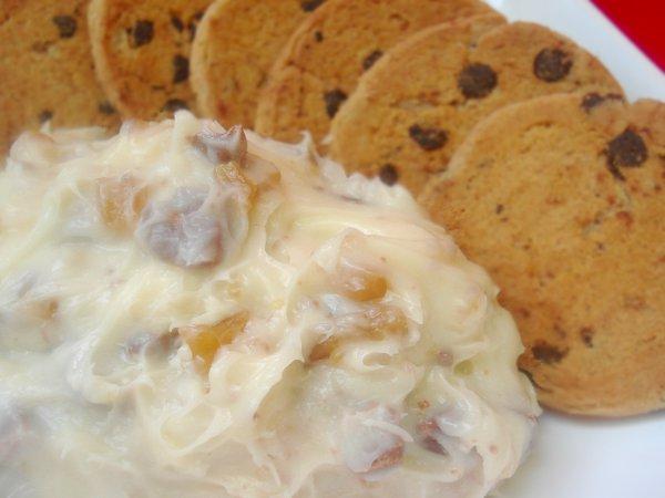Fruit Dip / Candy Bar Dip  (Heath Bar or Butterfinger). Photo by Roxanne J.R.