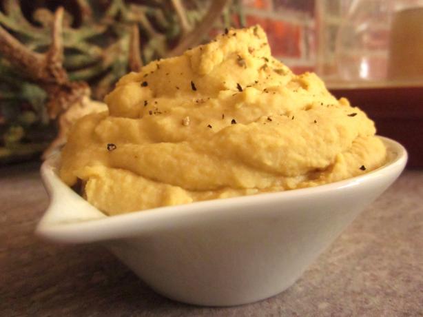 Nif's Hummus (With Tahini or Peanut Butter). Photo by gailanng