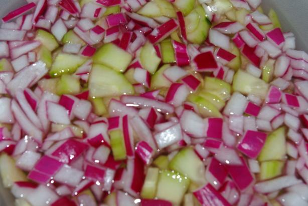 Sweet Cucumber Salad. Photo by Linky
