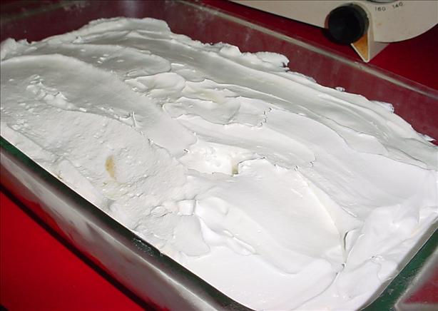 Twinkie Banana Cream Pudding Dessert. Photo by True Texas