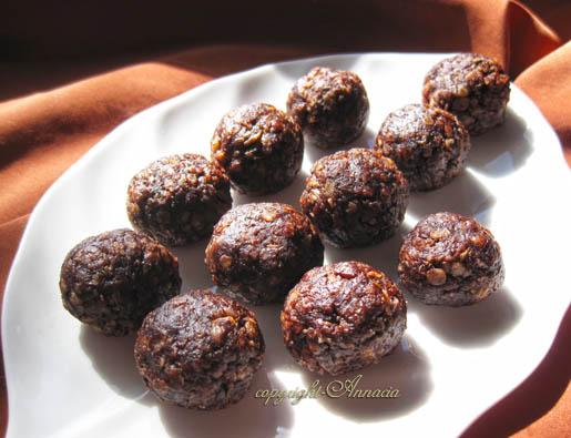 Weight Watchers No-Bake Chocolate Oatmeal Cookies. Photo by Annacia
