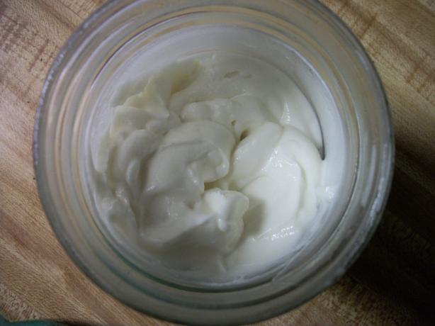 Thoom - Arabic Garlic Sauce. Photo by Weewah