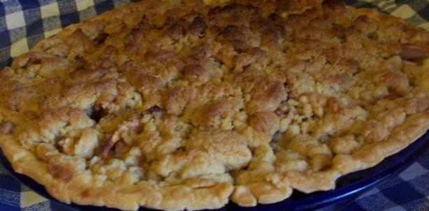 Apple Crumb Pie. Photo by Mrs. "B"