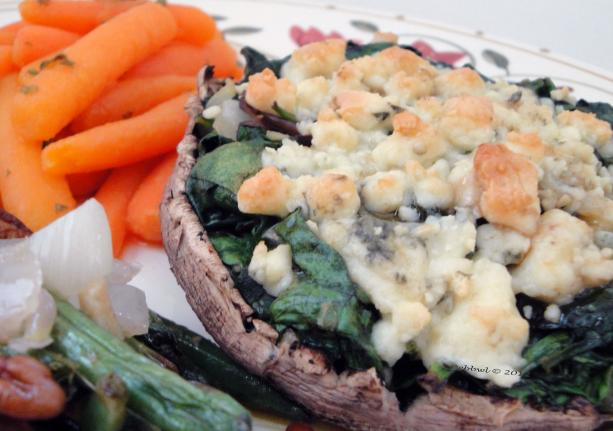 Portabellas Stuffed With Spinach and Blue Cheese. Photo by Debbwl
