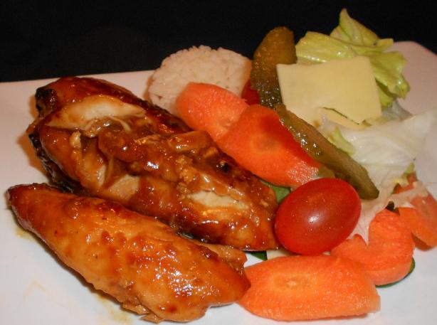 Honey Baked Chicken. Photo by Tisme