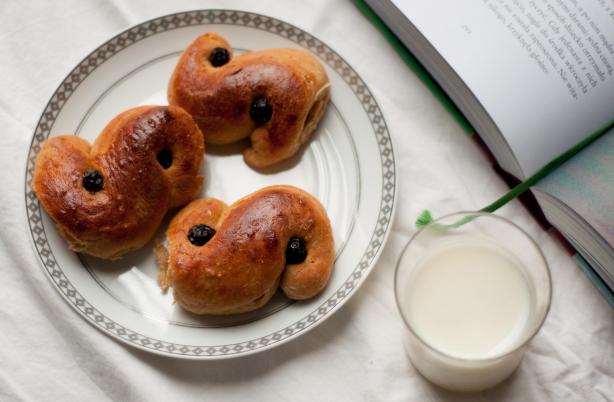 Saint Lucia buns - Lussekatter - Saffron buns. Photo by OlciaK