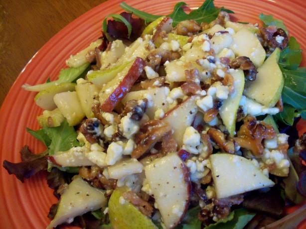 Pear Salad With and Bacon, Gorgonzola and Candied Walnuts. Photo by *Parsley*