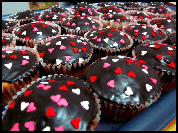 Chocolate Buttercream Frosting. Photo by nisabyte