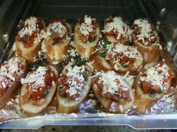 Tomato and Basil Bruschetta. Photo by sillysindy