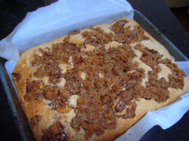 Overnight Crunch Coffee Cake. Photo by katew