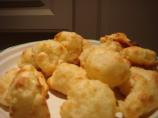 Brazilian Cheese Bread ( Pao De Queijo ). Photo by Kitty Kat Cook