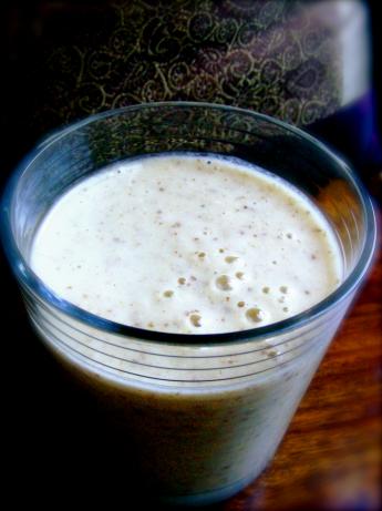 Pineapple Banana-Oat Smoothie. Photo by Kozmic Blues