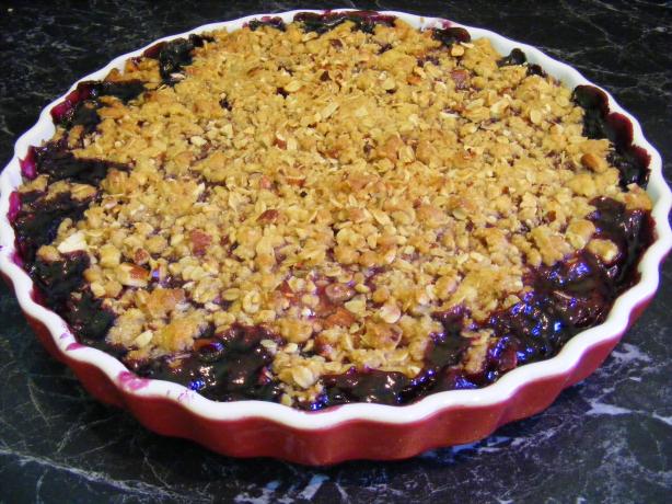 American Blueberry Crumble. Photo by Sara 76