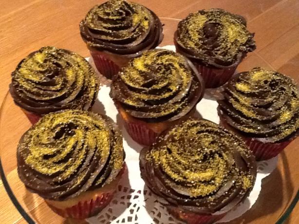 Boston Cream Cup Cakes. Photo by CIndytc