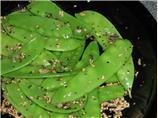 Snow Peas with Sesame Seeds