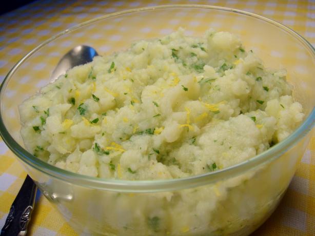 Cauliflower Mash. Photo by Lori Mama