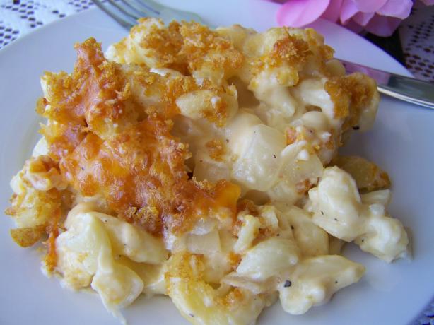 The Ultimate Creamy Macaroni and Cheese. Photo by Diana #2