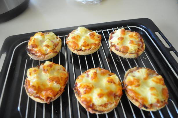 Hawaiian Pizzas. Photo by I'mPat