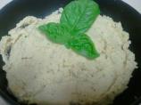 Macadamia Nut Hummus. Photo by Wendelina