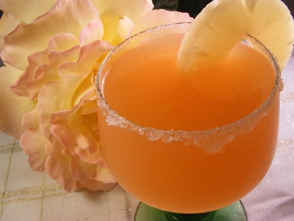 Ku'u Pua Cocktail. Photo by Lavender Lynn