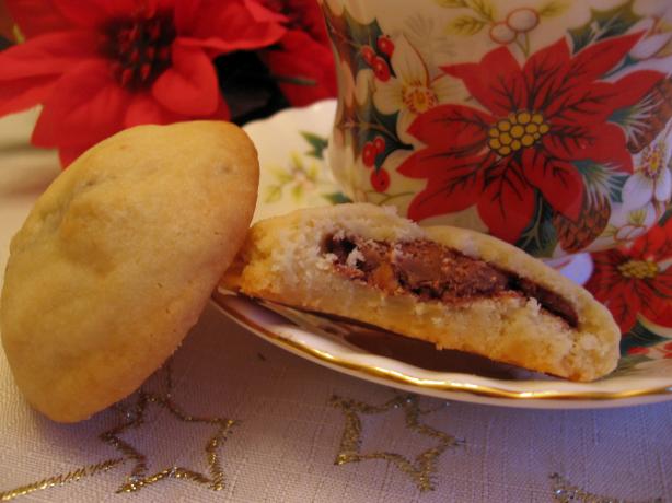 Giant Swiss Chocolate Chunk Shortbread. Photo by Dreamer in Ontario