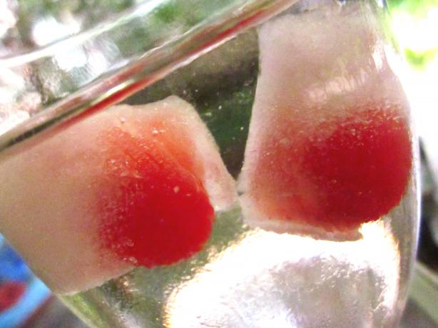 Red Eye Cubes (Halloween). Photo by gailanng