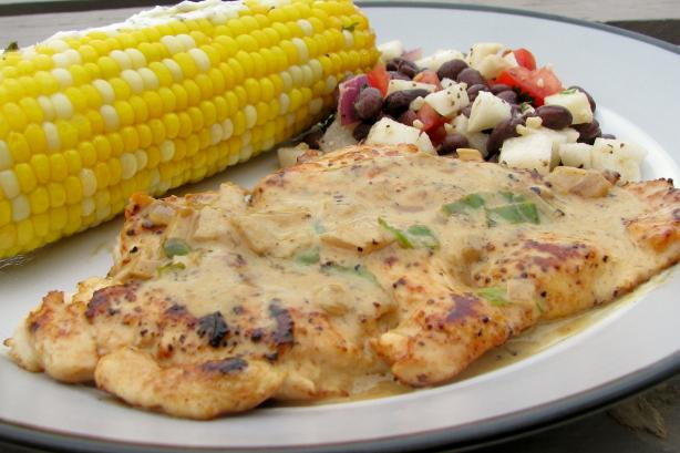 Chicken Breast With Basil Wine Sauce. Photo by lazyme