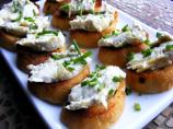 Cheezy Artichoke Crostini. Photo by Kozmic Blues