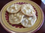 Better Than Max and Erma's White Chocolate Macadamia Cookies