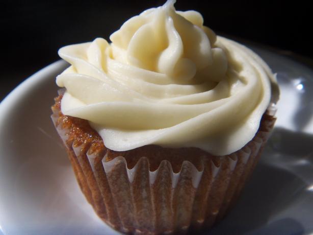 Banana Walnut Cupcakes With Cream Cheese Frosting. Photo by alligirl