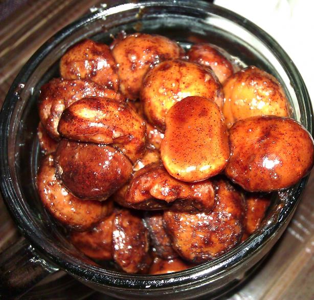 Cinnamon Maple Macadamias. Photo by mersaydees