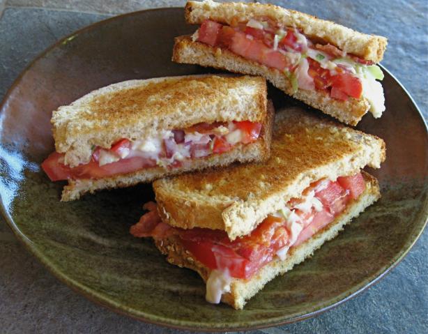 Bacon, Slaw and Tomato Sandwich. Photo by WiGal