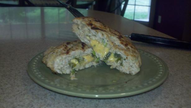 Jalapeno and Cheddar Stuffed Turkey Burgers. Photo by MariaCBarton
