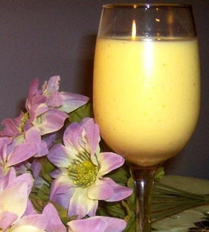 Creamy Colada Smoothie. Photo by Nasseh