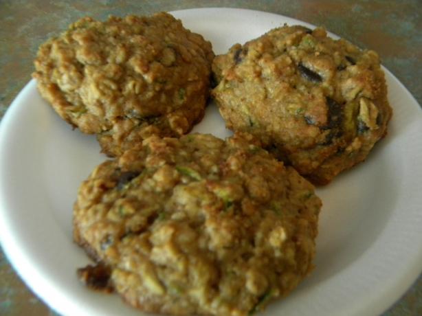 Dark Chocolate Chip, Oatmeal, Zucchini Cookie. Photo by Chef David Marion(alton brown wannabe)