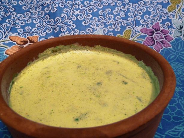 Cilantro and Yogurt Sauce. Photo by awalde