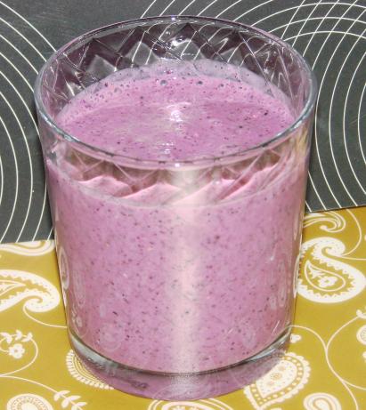 Blueberry Banana Smoothie. Photo by Boomette