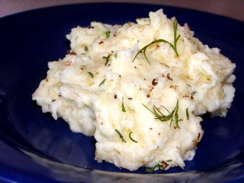 Dill-Sour Cream Mashed Potatoes. Photo by Rita~