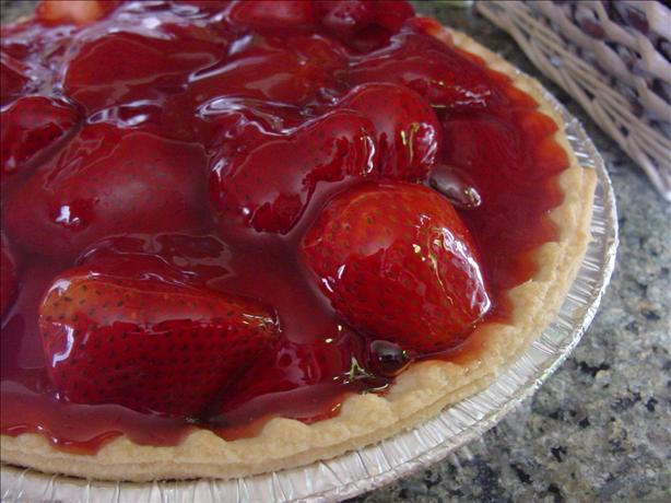 Easy Strawberry Pie. Photo by Sharlene~W
