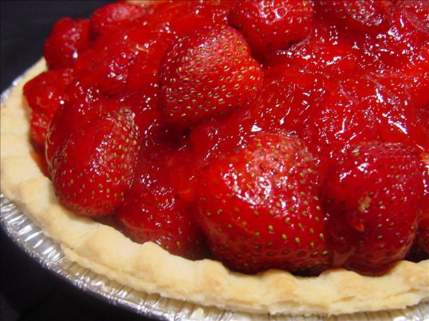 Easy Strawberry Pie. Photo by Sharlene~W