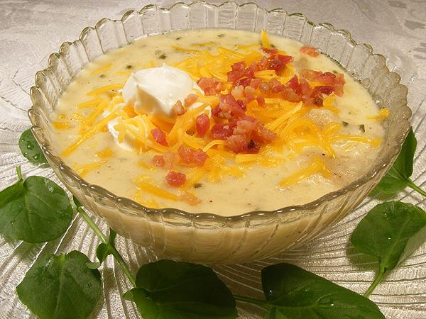 Loaded Baked Potato Soup for Crockpot. Photo by Lavender Lynn