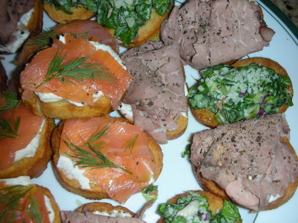 Basic Crostini With Variations. Photo by JackieOhNo!