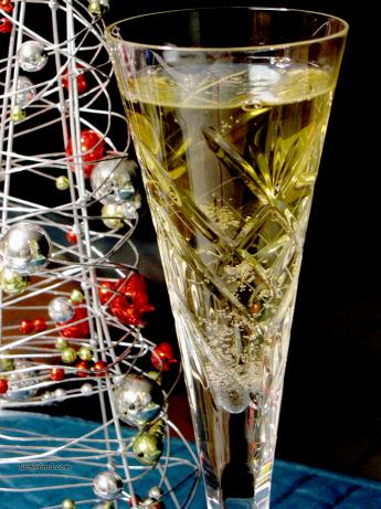 Apple Sparkler (Cocktail). Photo by loof
