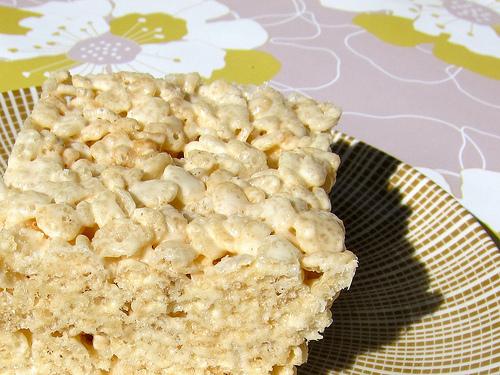Salted & Spiced Brown Butter Rice Krispie Treats. Photo by the accidental glutton
