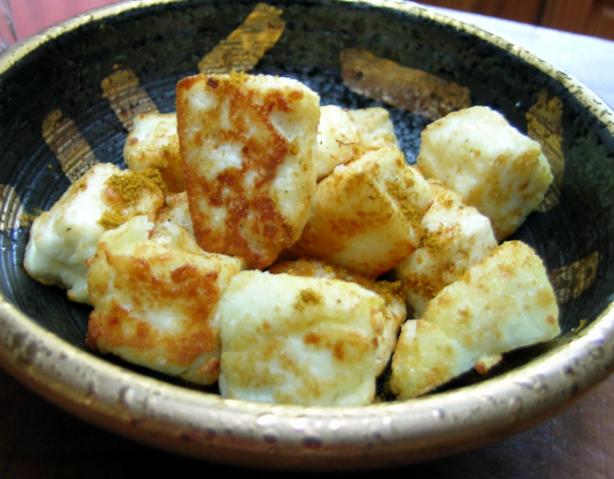 PANEER (Fresh Cheese). Photo by Rinshinomori