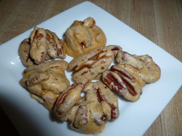 Pecan Meringues. Photo by Ambervim